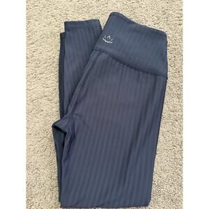 Beyond Yoga Navy Blue Stripe Leggings Size Medium Workout Activewear Yoga Pants